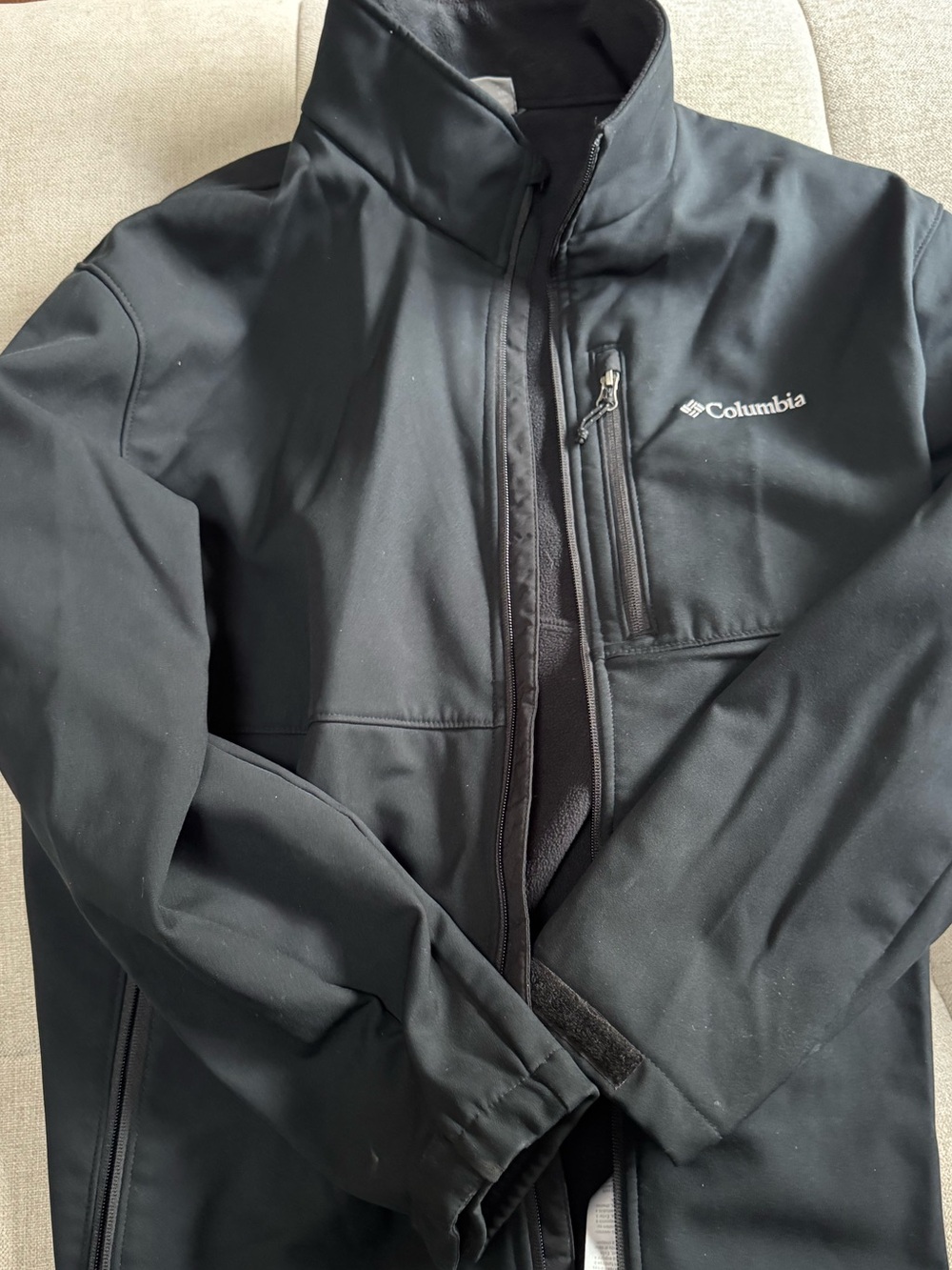 Columbia Black Men’s Softshell Performance Jacket
